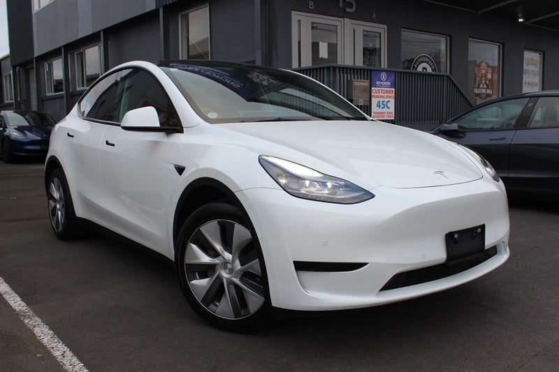 2023 Tesla Model Y RWD