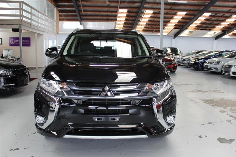 2017 Mitsubishi Outlander PHEV G 4WD, photo 2