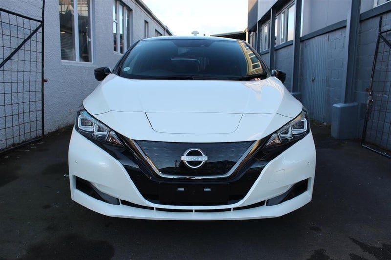 2022 Nissan Leaf Urban 40kWh, photo 2
