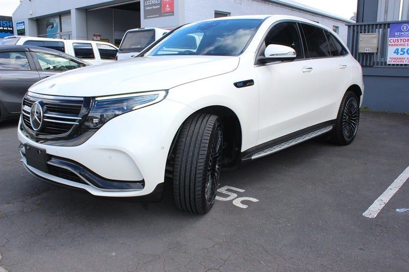 2021 Mercedes-Benz EQC 400 AMG Line, photo 3