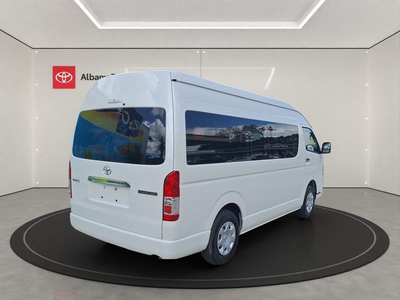 2026 Toyota Hiace 10 Seater Minibus, photo 3