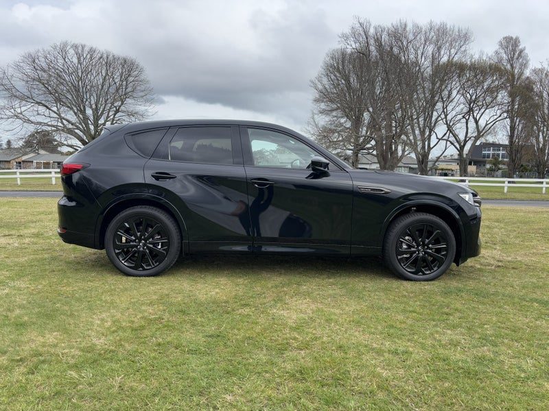 2026 Mazda CX-60 TAKAMI KURO AWD 3.3L HYBRID, photo 2