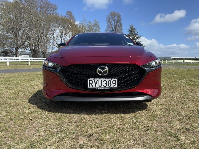 2026 Mazda 3 SP25 2.5L PETROL HATCH, photo 2