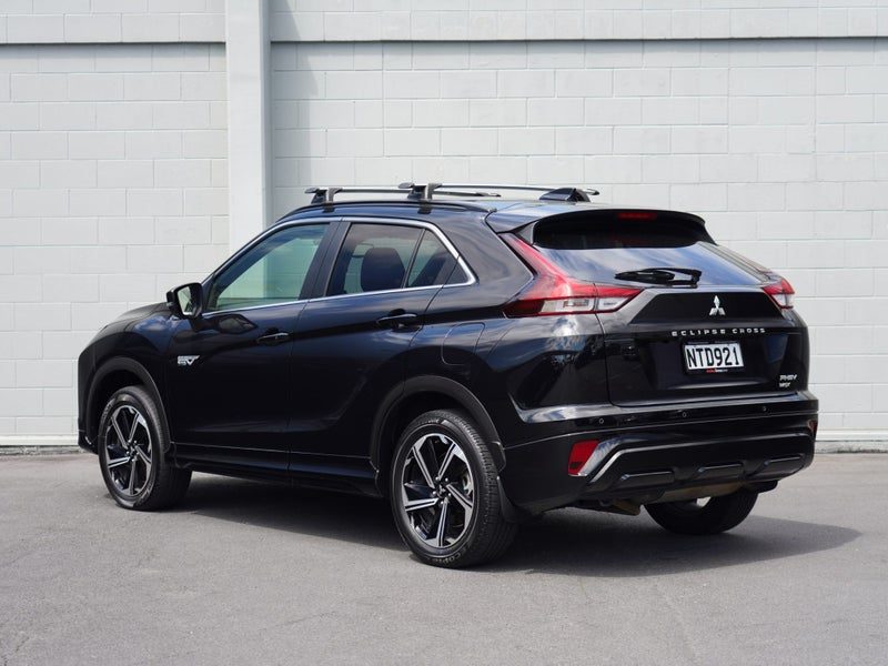 2021 Mitsubishi Eclipse Cross PHEV VRX 4WD, photo 2