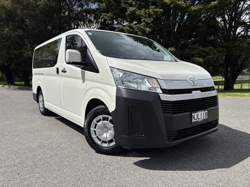 2021 Toyota Hiace ZR GVN 2.8L AUTO