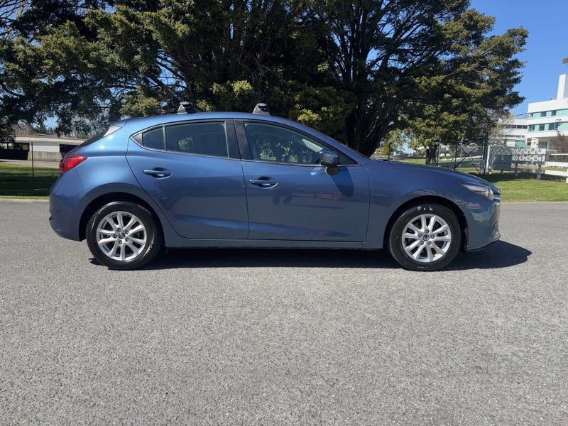 2018 Mazda 3 GLX 2.0L AUTO, photo 2