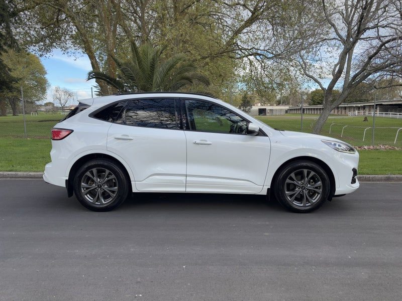2022 Ford Escape ST-Line FWD 2.0L PETROL, photo 2