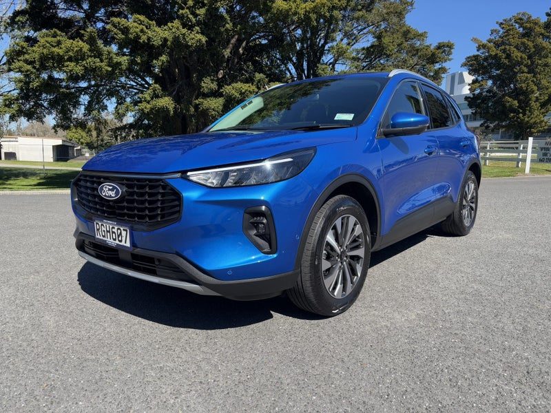 2025 Ford Escape TITANIUM 2.5L HYBRID, photo 3