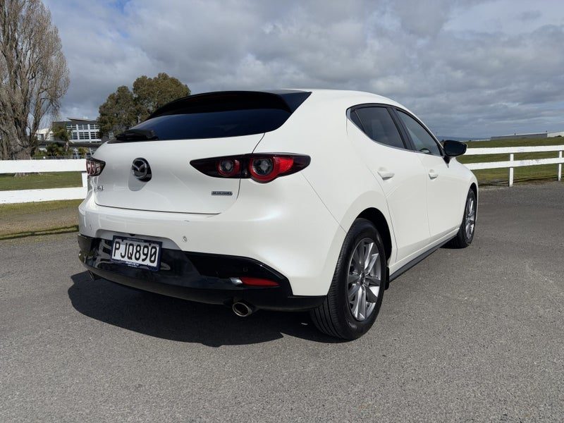 2022 Mazda 3 GSX 2.0L PETROL, photo 3