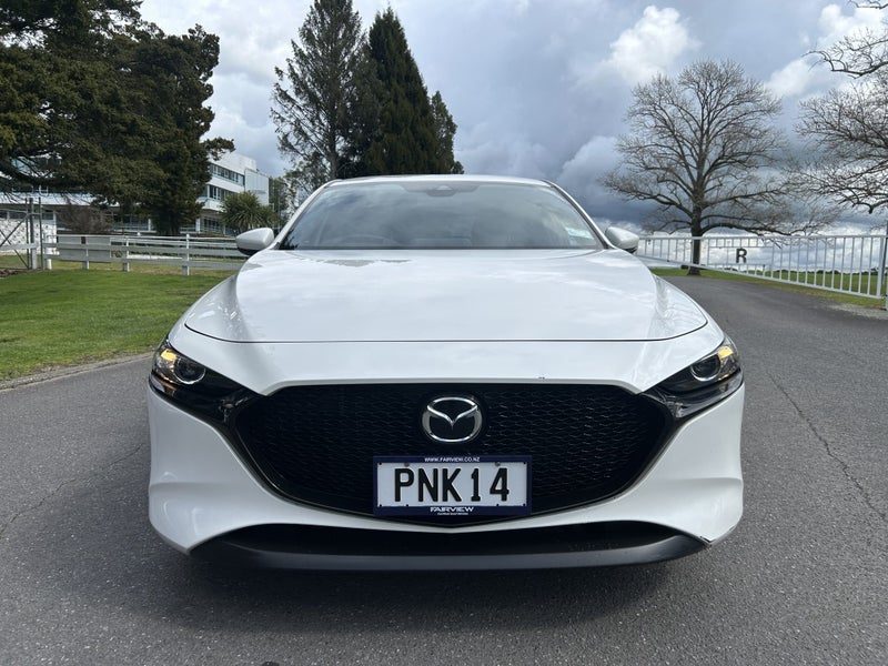 2022 Mazda 3 GSX 2.0L PETROL, photo 2