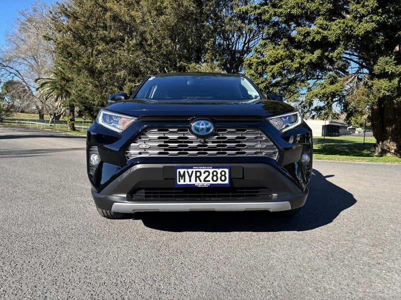 2020 Toyota RAV4 LIMITED 2.5L HYBRID, photo 2