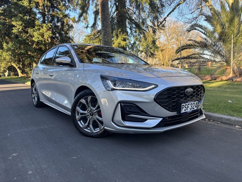 2023 Ford Focus ST-Line X 1.0L PMH, main photo