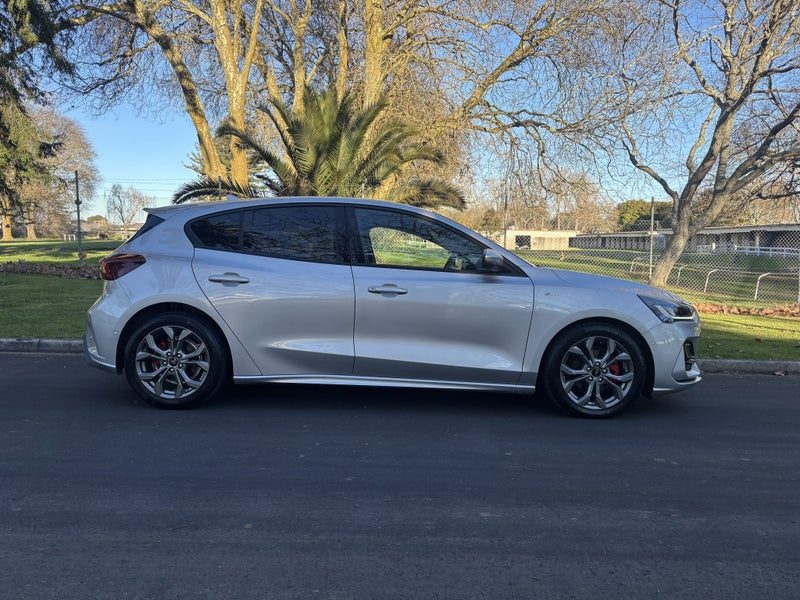 2023 Ford Focus ST-Line X 1.0L PMH, photo 2