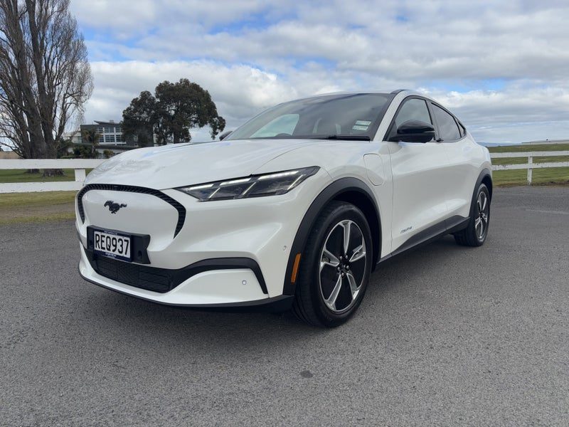 2025 Ford Mustang Mach-E RWD 78kWh EV, photo 3