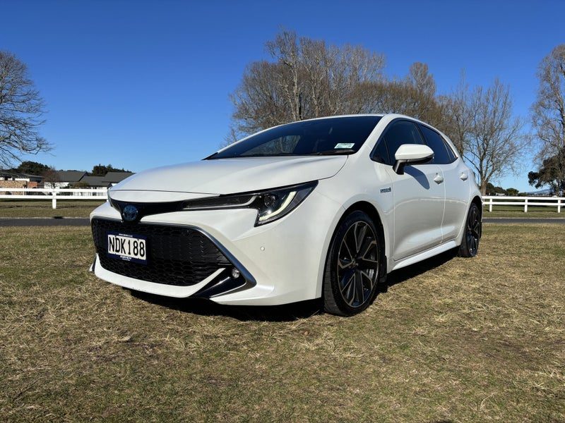 2020 Toyota Corolla ZR 1.8L HYBRID, photo 3