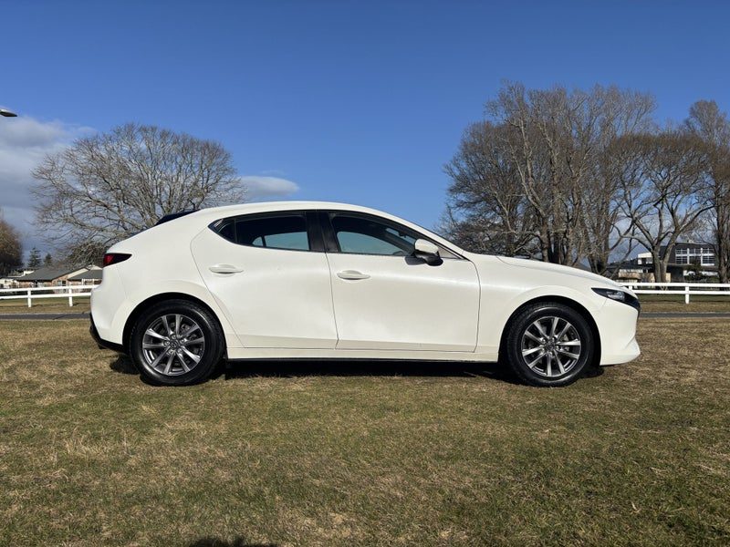 2021 Mazda 3 GSX 2.0L PETROL, photo 2