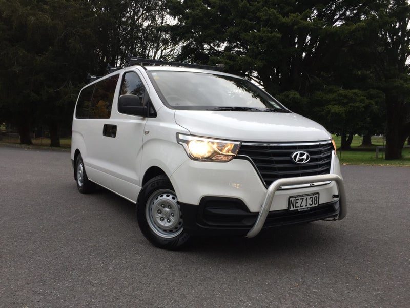 2020 Hyundai iLoad CRDI 2.5L 5 SEATER