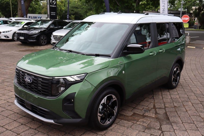 2026 Ford Transit COURIER TOURNEO ACTIVE VAN, photo 3