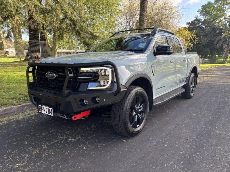 2025 Ford Ranger STORMTRAK 4WD PHEV, photo 3