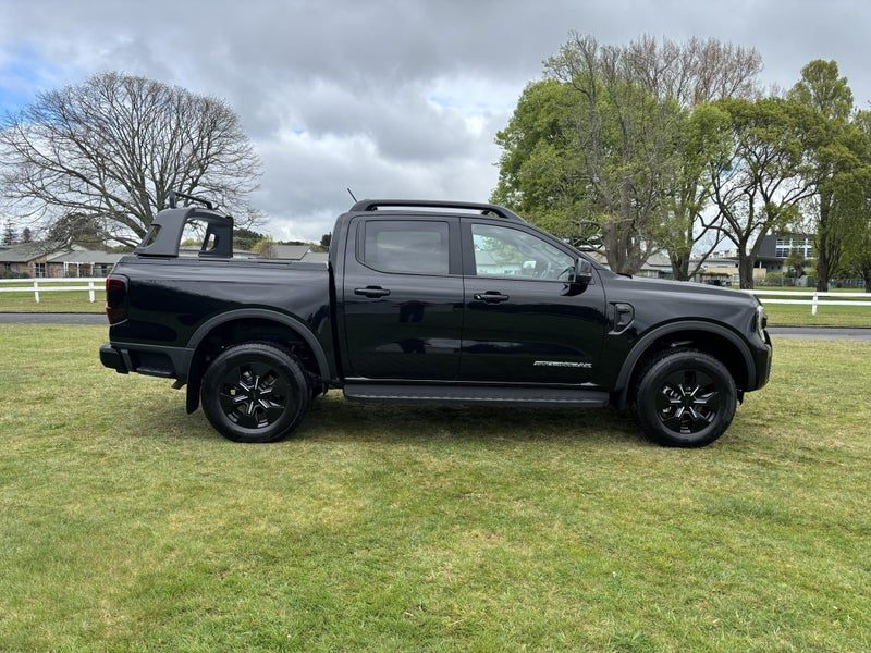 2026 Ford Ranger STORMTRAK 4WD PHEV, photo 2