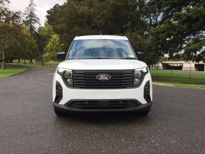 2026 Ford Transit COURIER TREND, photo 2
