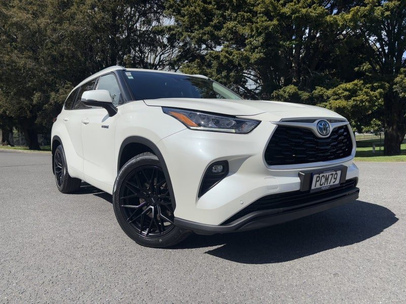 2022 Toyota Highlander LIMITED 2.5L HYBRID