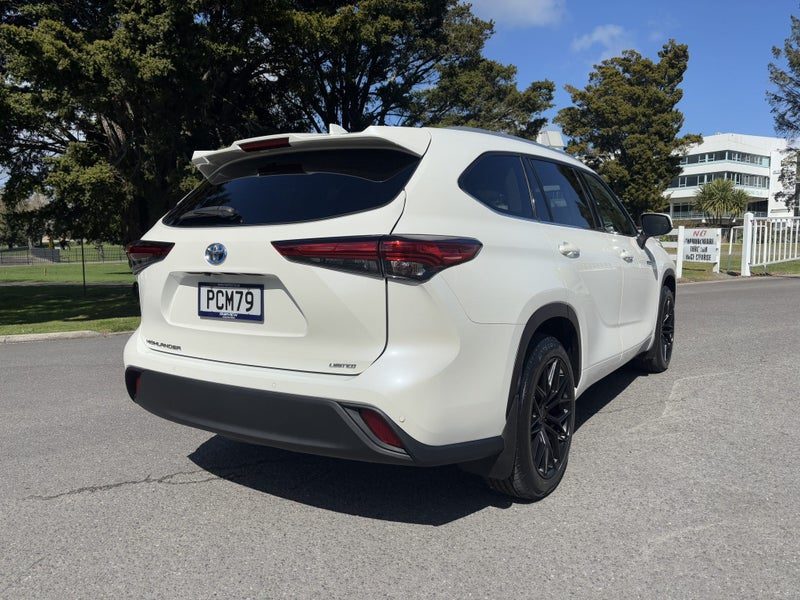2022 Toyota Highlander LIMITED 2.5L HYBRID, photo 3