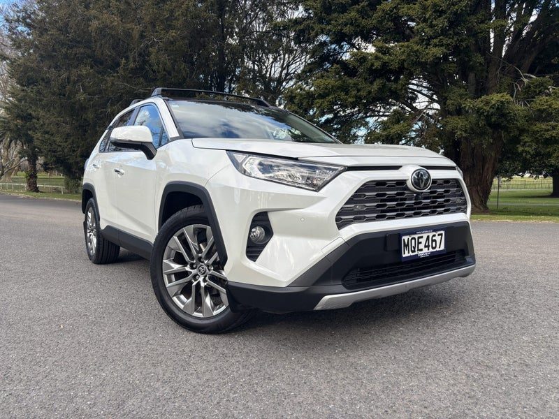 2020 Toyota RAV4 LIMITED 2.0L PETROL