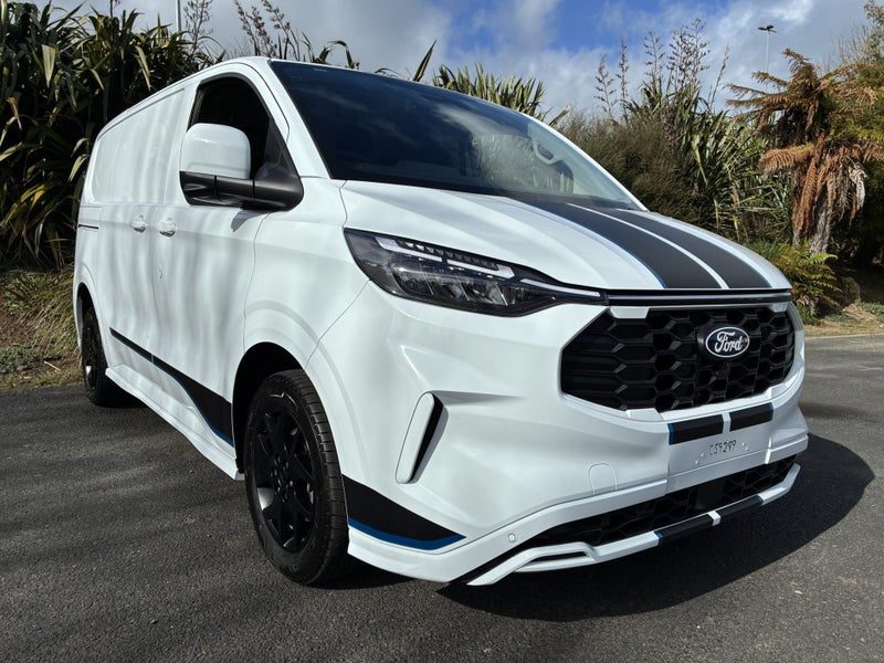 2026 Ford Transit Custom 320 Sport Awd, photo 2