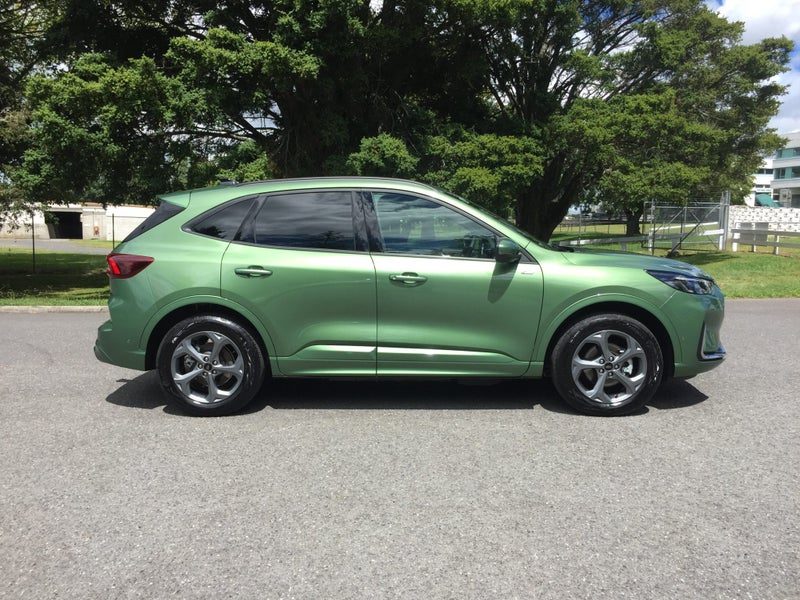 2025 Ford Escape ST-Line X PHEV, photo 2