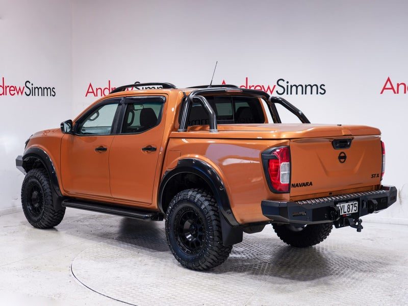 2017 Nissan Navara ST-X 2.3D 4WD 7AM 4Dr Ute, photo 2