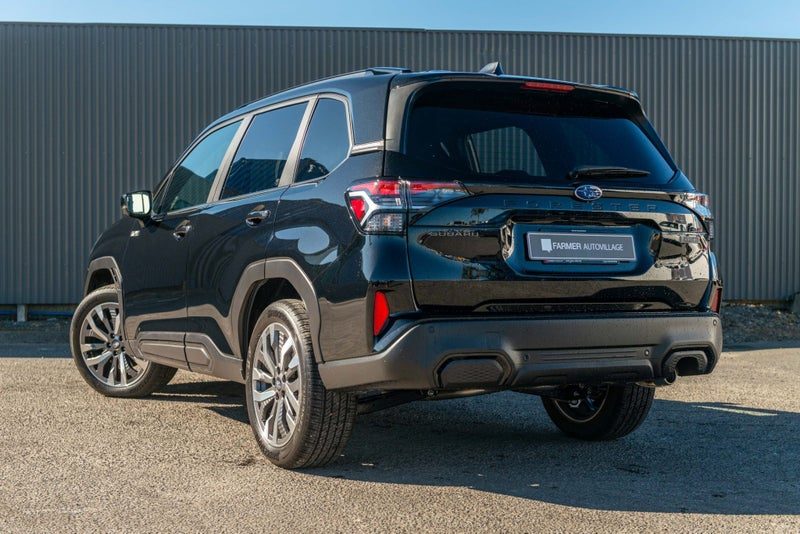 2026 Subaru Forester Hybrid Touring, photo 3