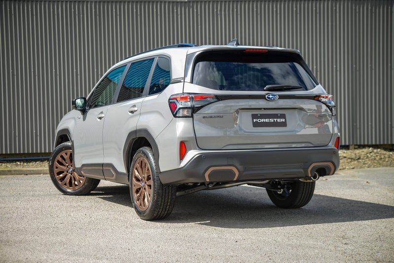 2026 Subaru Forester Hybrid Sport, photo 3