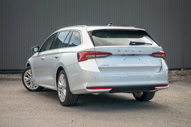 2026 Skoda Octavia Wagon TSI 110kW, photo 3