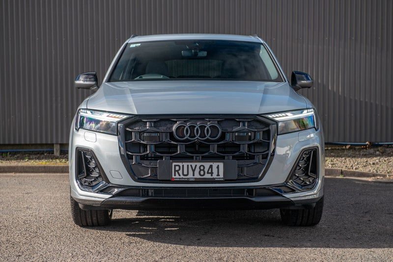 2026 Audi Q7 50 TDI 210kW S line quattro, photo 2