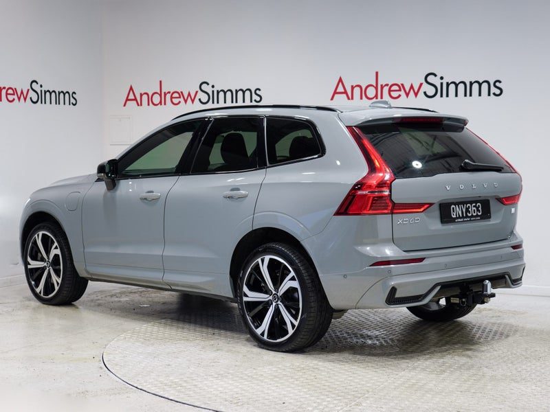 2023 Volvo XC60 Ultimate Recharge, photo 2