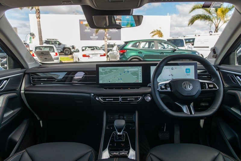 2026 MG HS Essence Super Hybrid PHEV, photo 3