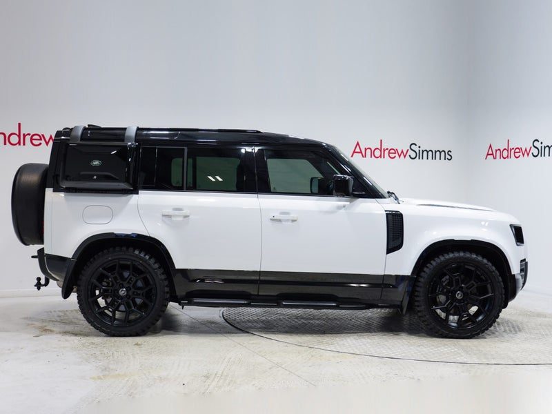 2024 Land Rover Defender 110 D 300 SE, photo 2