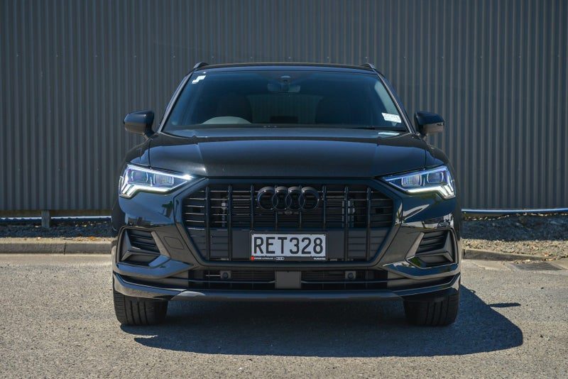 2025 Audi Q3 35 1.4TFSI Dynamic Black Edition, photo 2