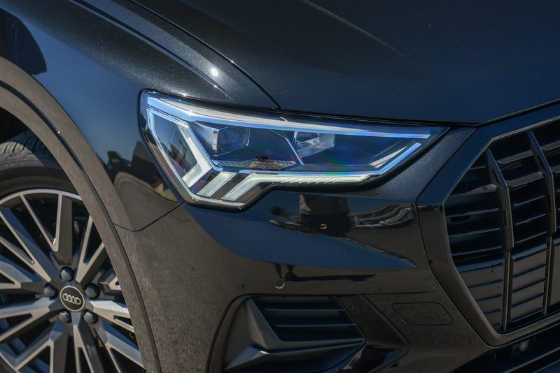 2025 Audi Q3 35 1.4TFSI Dynamic Black Edition, photo 3
