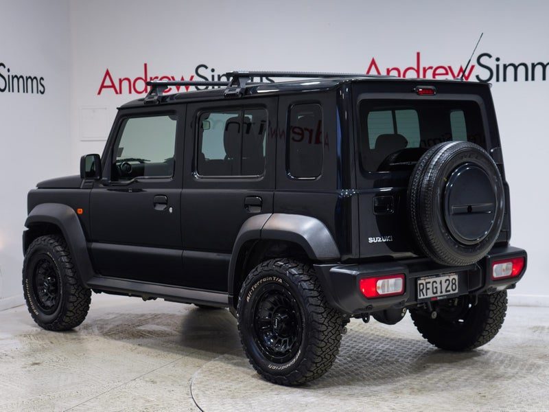 2025 Suzuki Jimny 5-Door 1.5P/4WD/4AT, photo 2