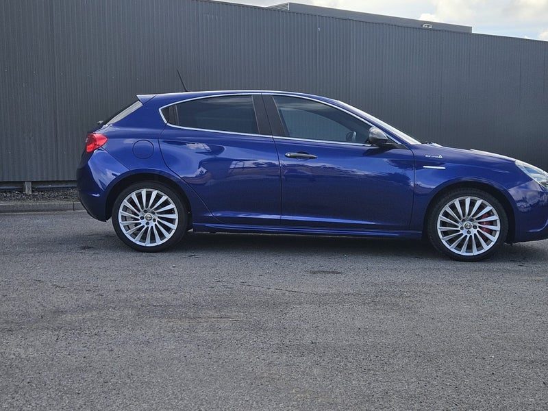 2016 Alfa Romeo Giulietta Tct 1.4P/6At/Ha/5Dr, photo 2
