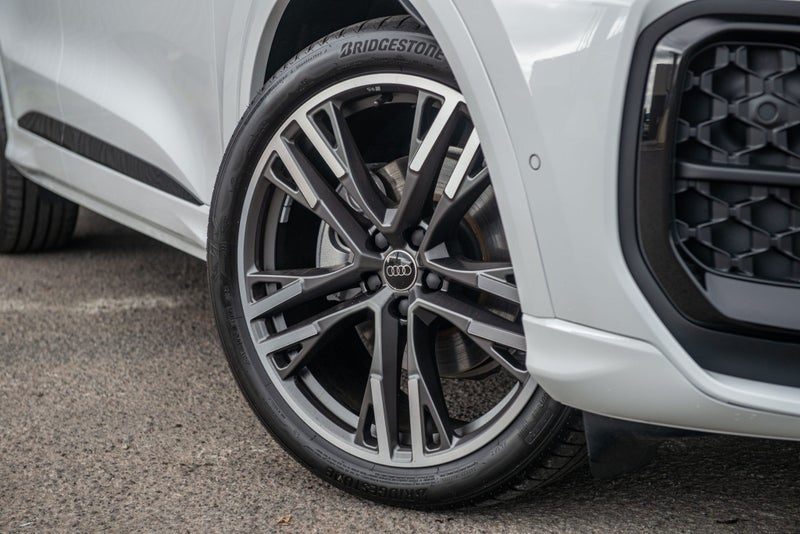 2026 Audi Q5 2.0TFSI MHEV+ S line quattro, photo 2