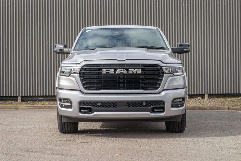 2026 Ram 1500 DT Laramie Sport Hurricane, photo 3