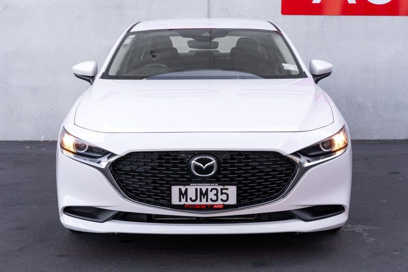 2019 Mazda 3 GSX 2.0P/6AT Sedan NZ NEW, photo 3