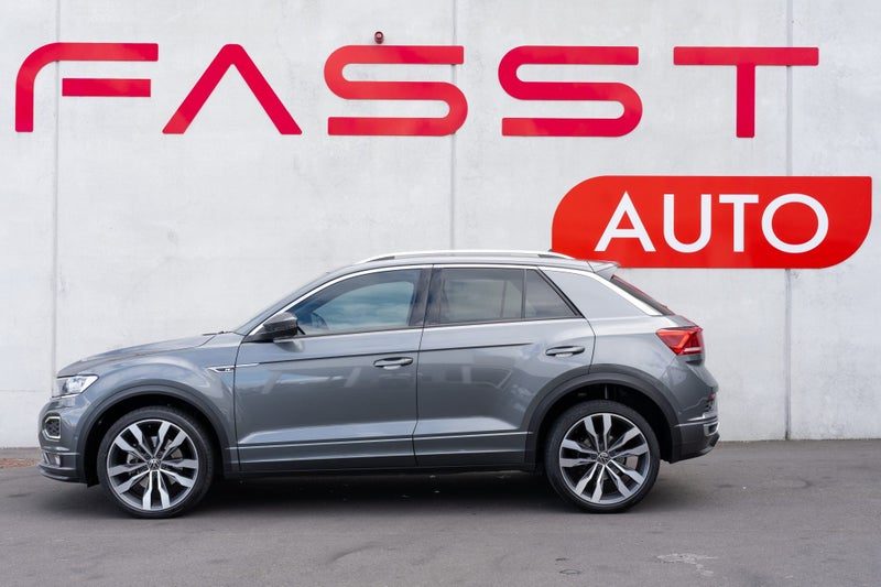 2022 Volkswagen T-Roc R-LINE TSI 4MOTION NZ NEW, photo 2