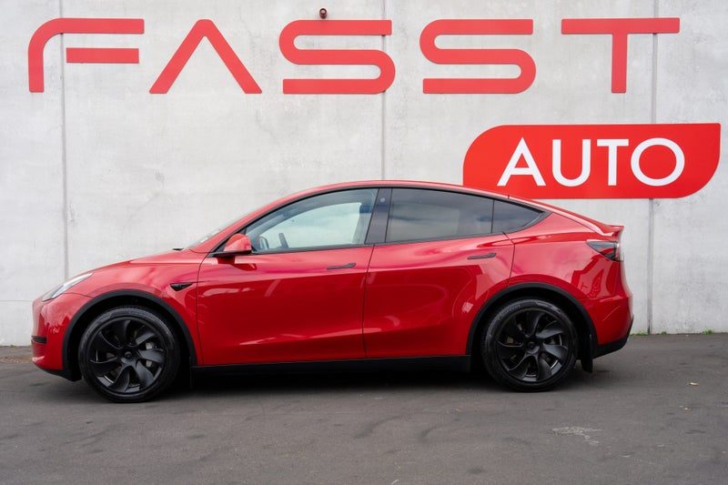 2023 Tesla Model Y Rear Wheel Drive 60K, photo 2