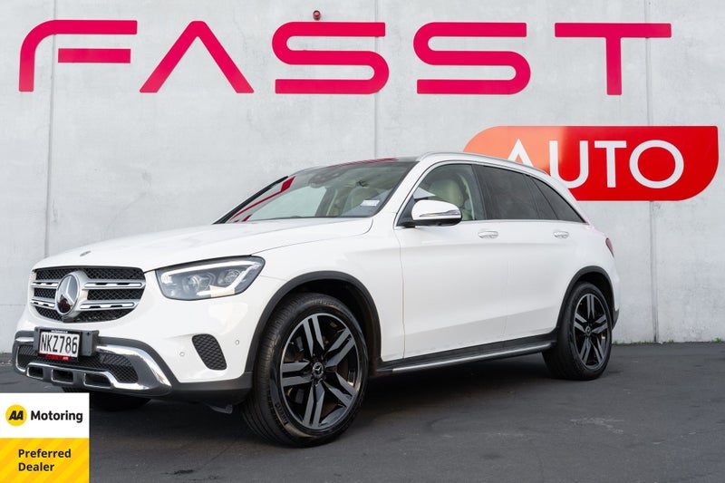 2021 Mercedes-Benz GLC 300, main photo