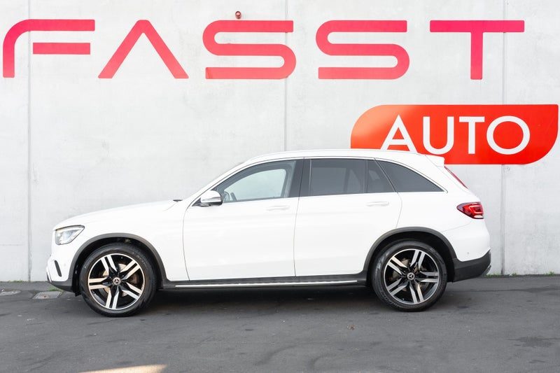 2021 Mercedes-Benz GLC 300, photo 2