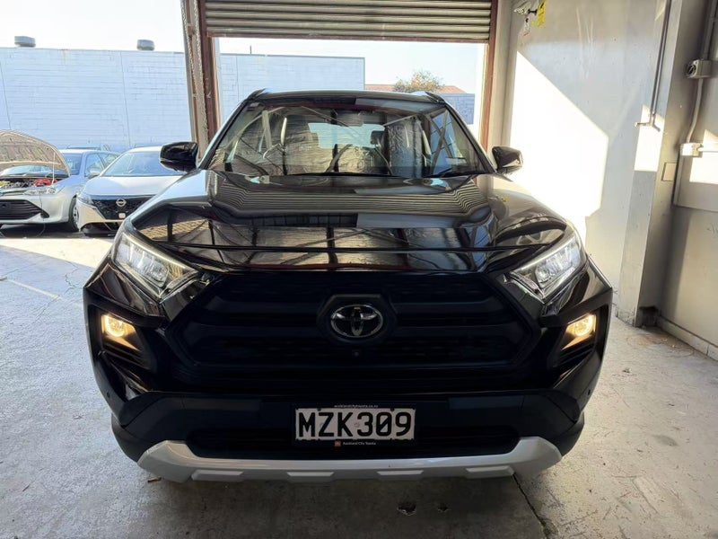 2020 Toyota RAV4 Adventure 4WD NZ NEW, photo 2